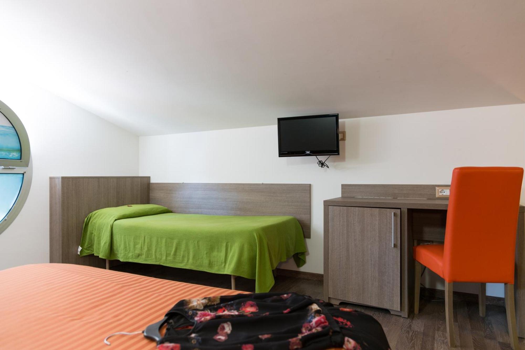 Hotel Miramare Pineto Exteriör bild