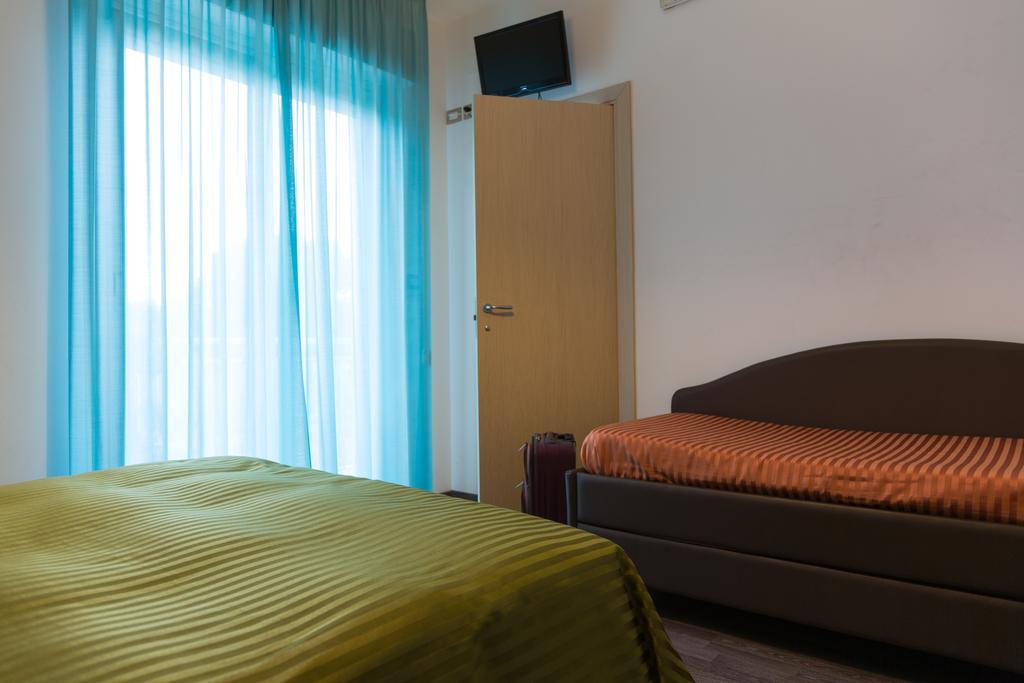 Hotel Miramare Pineto Exteriör bild
