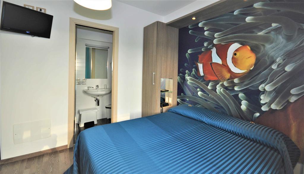 Hotel Miramare Pineto Exteriör bild